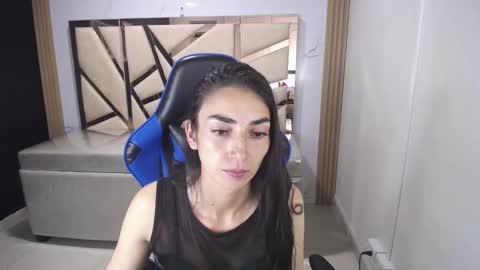 Maily online show from December 2025 03:26:02 AM