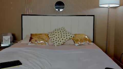 Snapshot of mailymilf chatting on February 2025 04:09:02 PM Sofi online show from February 2025 04:09:02 PM