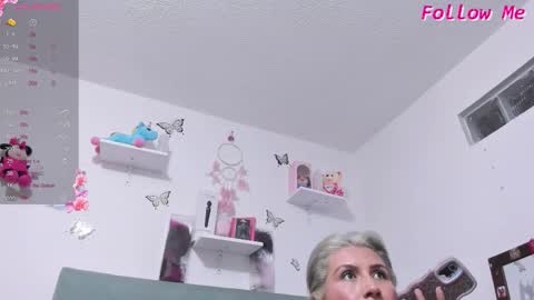 Snapshot of mailyn_bakerrr chatting on February 2026 02:53:01 AM mailyn bakerrr online show from February 2026 02:53:01 AM