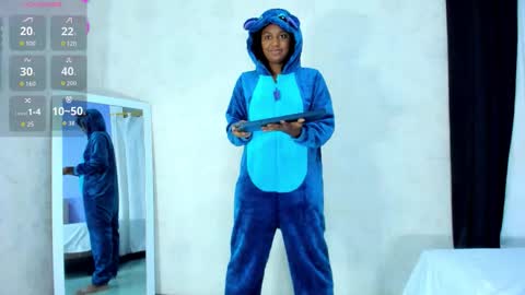 Snapshot of mailyn_er chatting on November 2025 08:20:02 PM Mailyn online show from November 2025 08:20:02 PM