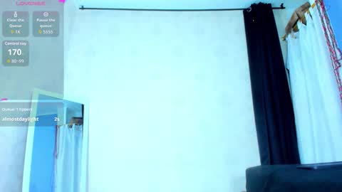 Snapshot of mailyn_er chatting on December 2025 09:46:02 PM Mailyn online show from December 2025 09:46:02 PM