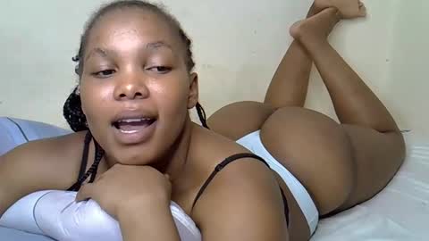 maimoluy online show from April 2026 08:48:01 PM