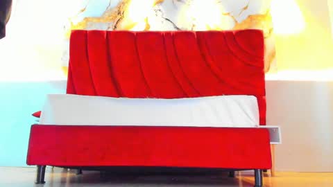 MAISE online show from October 2025 01:23:01 PM