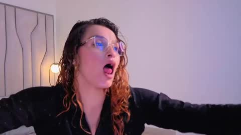Snapshot of maise_hill1 chatting on May 2026 01:28:01 PM MAISE online show from May 2026 01:28:01 PM