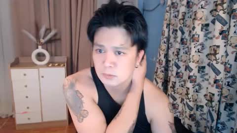 Snapshot of majestic_dream_xx chatting on November 2025 05:08:01 PM BE MY MAJESTIC LOVER LISTED online show from November 2025 05:08:01 PM