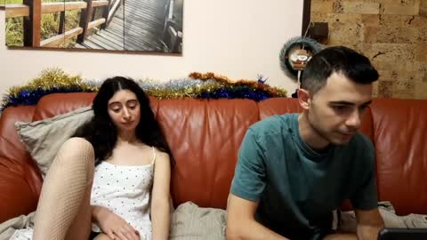 Snapshot of make_me_feel chatting on December 2024 05:06:02 PM Lena Ian online show from December 2024 05:06:02 PM