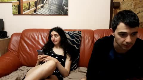 Snapshot of make_me_feel chatting on February 2025 10:00:01 PM Lena Ian online show from February 2025 10:00:01 PM