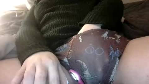 Snapshot of makemewatch chatting on October 2025 02:25:02 AM makemewatch online show from October 2025 02:25:02 AM