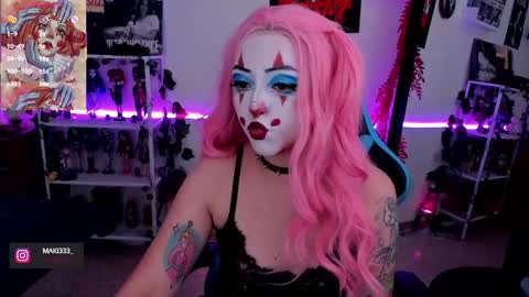 Snapshot of makii_33 chatting on September 2025 10:13:01 PM ... ... online show from September 2025 10:13:01 PM