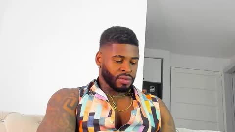 Snapshot of makonneen chatting on November 2025 05:34:01 AM Makonnen online show from November 2025 05:34:01 AM