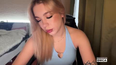 maksisisia online show from November 2025 12:16:01 PM