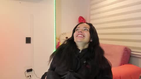 Snapshot of mal_norma chatting on March 2025 02:15:02 AM Mal Norma online show from March 2025 02:15:02 AM