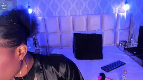 Snapshot of malaaiikaa chatting on February 2025 08:10:01 PM malaaiikaa online show from February 2025 08:10:01 PM