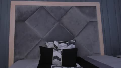 Snapshot of malaikah_colette chatting on February 2025 12:16:01 AM Malaikah online show from February 2025 12:16:01 AM