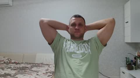 malchyshka online show from January 2025 01:03:01 PM