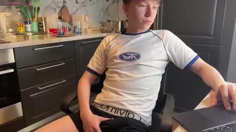 Tom and Mark 3 online show from October 2025 06:17:02 PM