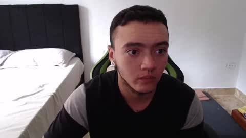 Snapshot of male_pussy chatting on February 2026 07:21:02 PM ADAM online show from February 2026 07:21:02 PM