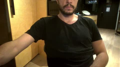 Snapshot of maleboyz chatting on May 2026 07:00:02 PM Boybi online show from May 2026 07:00:02 PM