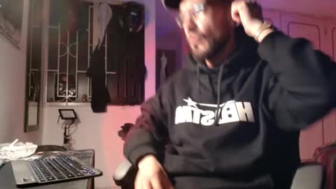 malek_xarx online show from March 2026 10:43:01 AM