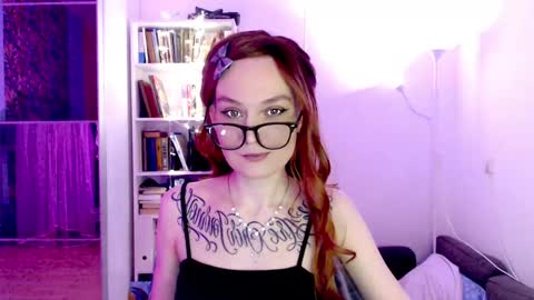 Snapshot of mali_sia chatting on February 2025 01:11:01 AM Mischelle online show from February 2025 01:11:01 AM