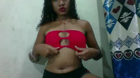 malia1653 online show from April 2026 06:25:01 PM