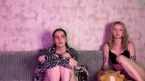 Malinka online show from September 2025 07:04:01 PM