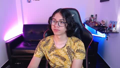 Snapshot of malik_harrison_ chatting on January 2025 12:06:02 AM Malik online show from January 2025 12:06:02 AM