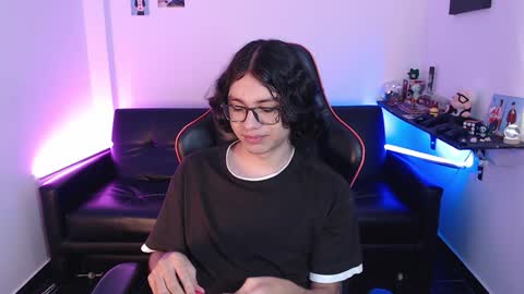 Snapshot of malik_harrison_ chatting on January 2025 01:53:02 PM Malik online show from January 2025 01:53:02 PM