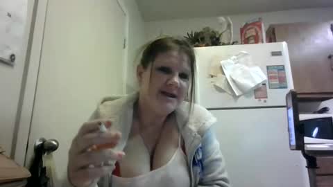 Snapshot of malinda702 chatting on February 2025 06:33:01 PM malinda702 online show from February 2025 06:33:01 PM
