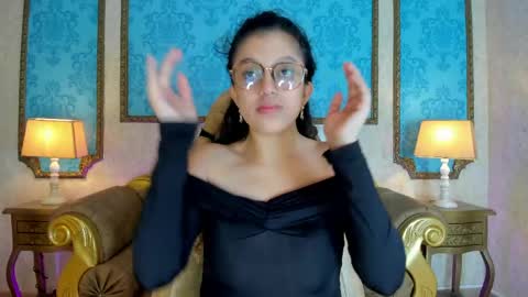 maloryjones online show from May 2026 11:40:01 AM