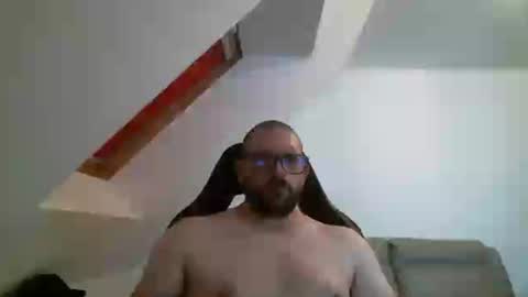 breton online show from June 2026 02:35:01 AM