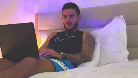 Snapshot of maluma09 chatting on October 2025 08:50:02 PM maluma09 online show from October 2025 08:50:02 PM