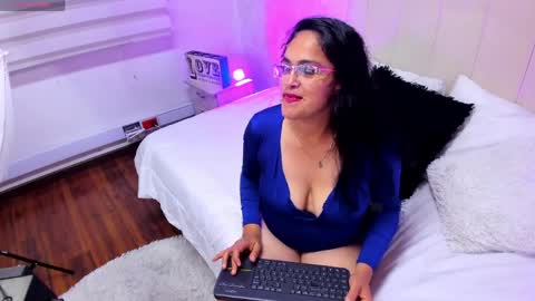 Milu online show from April 2026 03:44:02 AM