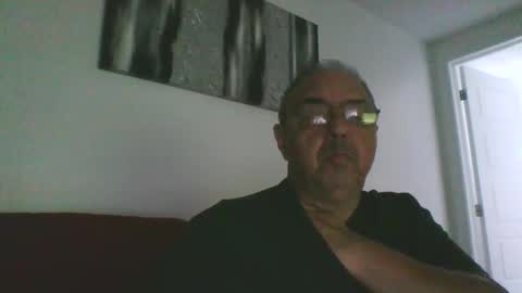 OLDMANFREE online show from April 2026 07:18:02 PM