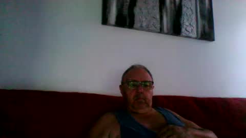 OLDMANFREE online show from July 2026 06:15:02 PM