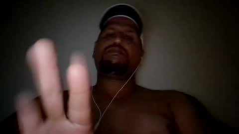 Snapshot of man_new chatting on February 2025 03:01:01 AM Man new online show from February 2025 03:01:01 AM