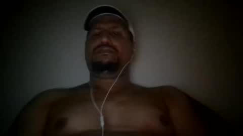 Snapshot of man_new chatting on February 2025 08:05:01 PM Man new online show from February 2025 08:05:01 PM