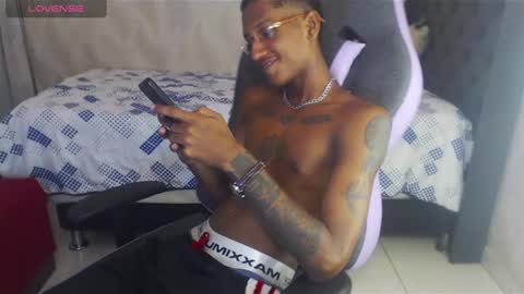 man_san11 online show from December 2024 04:19:02 PM