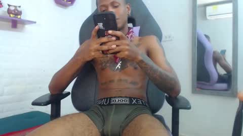 man_san11 online show from November 2025 03:45:02 PM