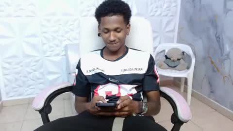 man_sant11 online show from April 2026 04:45:02 PM