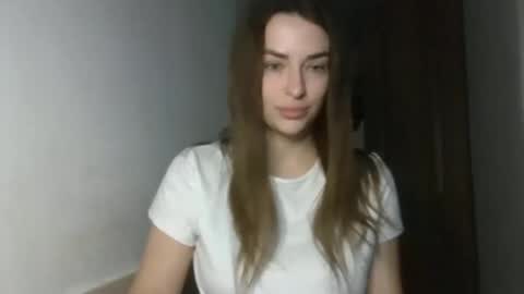 Snapshot of mandibrooks chatting on November 2025 06:27:01 AM MandiBrooks online show from November 2025 06:27:01 AM