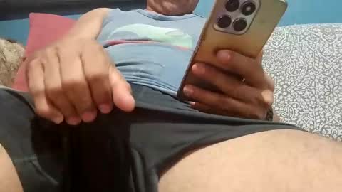 mandrilo7379 online show from October 2025 07:50:01 AM