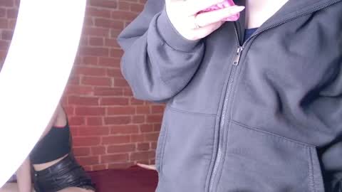 Mandy online show from March 2026 11:33:02 AM