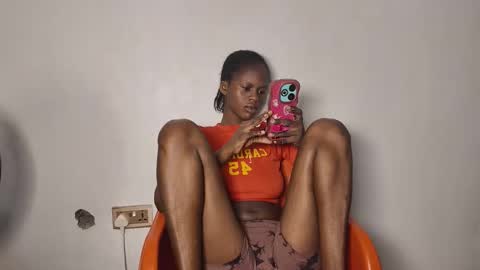 Snapshot of mandymia chatting on November 2025 05:25:02 PM mandymia online show from November 2025 05:25:02 PM