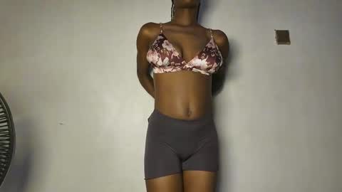 Snapshot of mandymia chatting on November 2025 05:10:01 AM mandymia online show from November 2025 05:10:01 AM