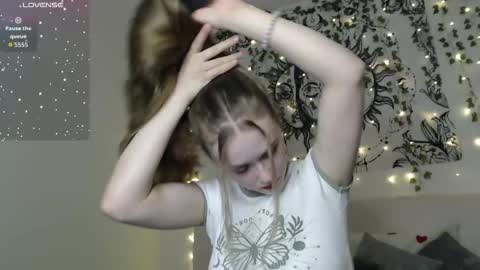 Mandy online show from October 2025 03:10:01 PM