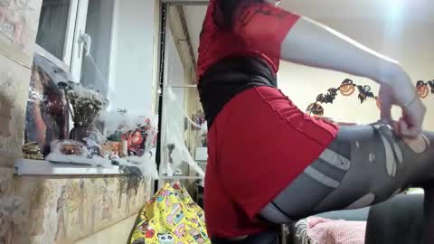 Snapshot of mandyshine chatting on October 2025 04:30:02 PM Mandy online show from October 2025 04:30:02 PM