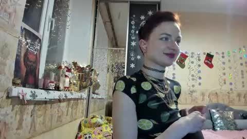 Snapshot of mandyshine chatting on December 2025 06:14:03 PM Mandy online show from December 2025 06:14:03 PM