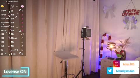 Snapshot of manelyk_10 chatting on December 2024 08:27:02 PM online show from December 2024 08:27:02 PM