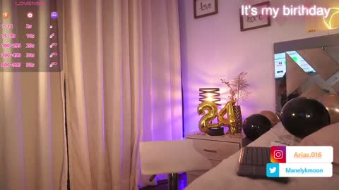 Snapshot of manelyk_10 chatting on January 2025 09:57:01 PM online show from January 2025 09:57:01 PM